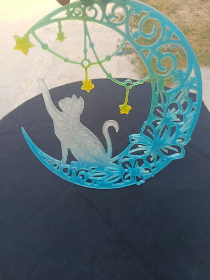 Lune avec chat agile touchant les étoiles holographique